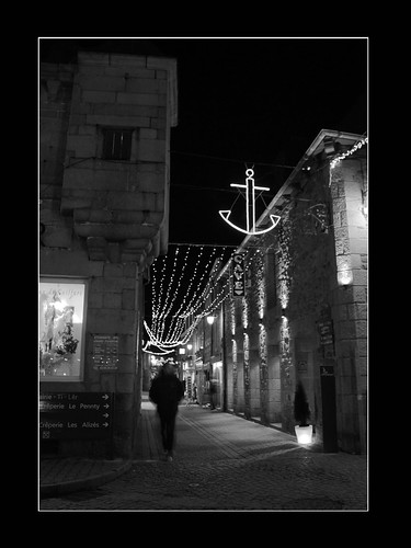 christmas street france silhouette night port 22 town brittany europe bretagne breizh noël rue nuit ville paimpol côtesdarmor aodoùanarvor pempoull legoëlo nadcoz