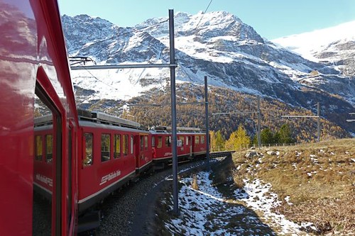 mountain snow train landscape schweiz switzerland pass railway alpine alpen gunung bahn api kereta pemandangan rhb bernina grisons svizra sekitar graubünden rhätische