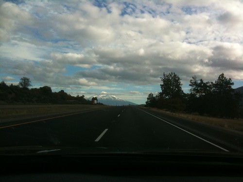 california mountains highway driving shasta mtshasta