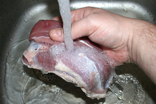 20 - Entenbrüste waschen / Wash duck breasts