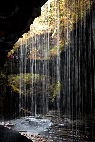 bridge usa fall water falls waterfalls gorge brook newyorkstate fingerlakes watkinsglen rainbowfalls watkinsglenstatepark gorgetrail