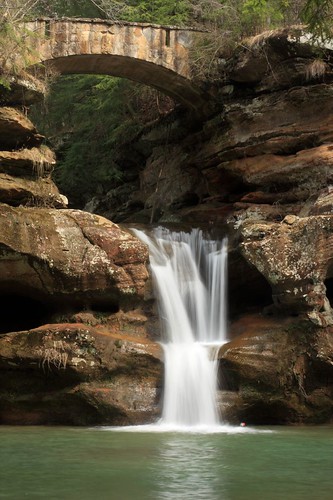 park old waterfall state falls hills upper mans cave hocking