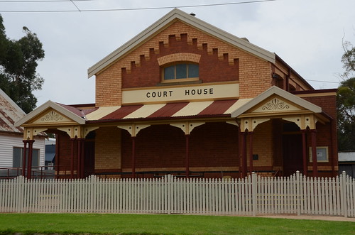 courthouse wycheproof victoria heritage historic architecture australia fence rural