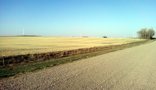 cameraphone blue brown white canada color colour green windmill sk prairie saskatchewan webb 2010 gulllake canadagood thisdecade