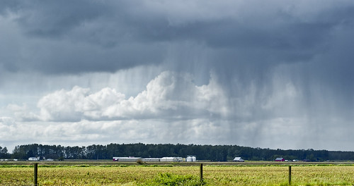 sky house storm field rain clouds barn dark 50mm washington minolta farm mountvernon maxxum f17