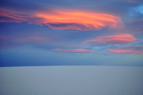 sunset cloud newmexico night clouds nikon cloudy whitesands dune basin explore nm gypsum lenticular hollomanafb d90 tularosa yahooweather 88330 projectweather
