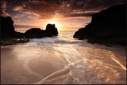 ocean morning light orange beach water sunrise catchycolors island gold dawn golden early sand surf waves atlantic bermuda