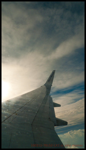 sky plane spain wing eurotrip ryanair 2010