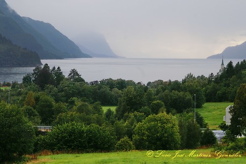 norway geotagged norge noruega fjord scandinavia fiordo escandinavia luciojosémartínezgonzález luciojosemartinezgonzalez romsdalfjord moreogromsdal geo:lat=624810936190519 geo:lon=682967876205842 møreogromsdal´prinsencamping