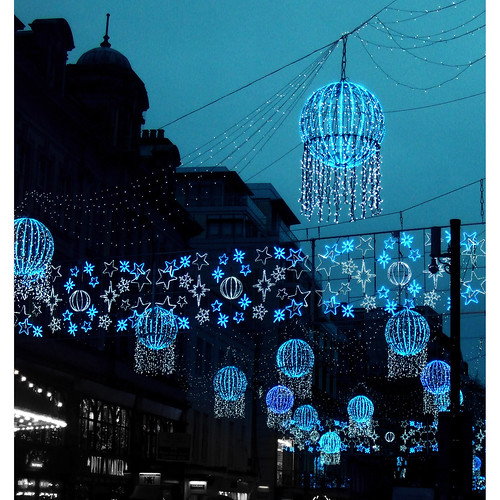 christmas blue stars lights town birmingham centre silhouettes explore lanterns newstreet page5 happyhanukkah