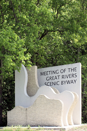 road sign illinois scenic byway greatrivers