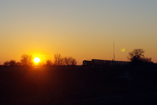 railroad sunset sun silhouette train illinois bnsf intermodal edelstein