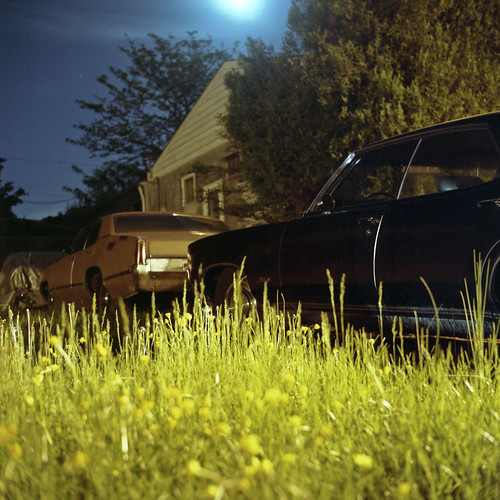 auto street city light urban usa moon color 6x6 tlr film grass car night analog america dark square lens us reflex md focus long exposure fuji shine mechanical united release tripod suburbia patrick twin maryland cable baltimore mat v 124g pro epson after medium format parked states manual 500 expired joust yashica 220 estados 80mm f35 fujicolor c41 unidos yashinon autombile v500 160s autaut patrickjoust