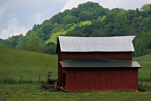 trip red vacation barn rural canon landscape eos drive virginia spring farming va 50d canon50d may2010 don3rdse