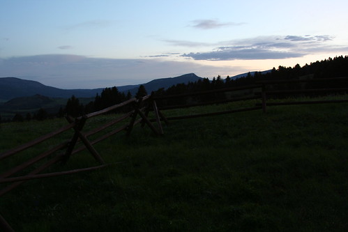 mountains sunrise fence cabin montana mt nationalforest woodenfence crazymountains gallatinnationalforest forestservicecabin porcupinecabin