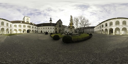 panorama pano 360 courtyard equirectangular