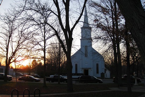 church evening mainstreet downtown village michigan vermontville eatoncounty vermontvilletownship