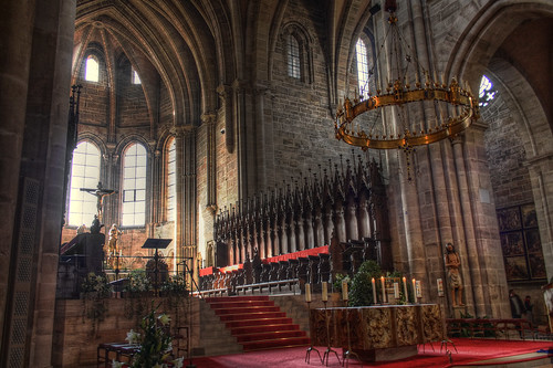 church canon eos rebel cathedral dom interior bamberg medieval xs hdr hdri 3xp tonemapped 2ev 1000d