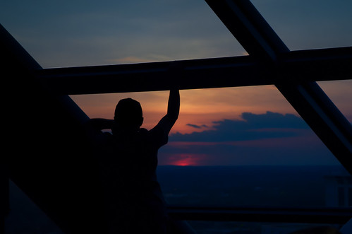 philadelphia philadelphiapa philadelphiaskyline philadelphiasunset pennsylvania dusk sunset onelibertyplace onelibertyplaceobservationdeck silhouette cityofphiladelphia centercity centercityphiladelphia 1650marketstreet viewfromthetop philly phillyafterdark