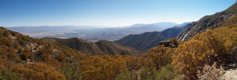 Panorama shot looking south and east on the Skyline Trail