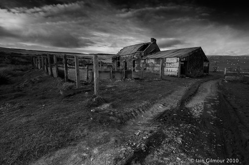 park blackandwhite abandoned wales buildings coast rust iron farm hills national garycoleman pembrokeshire corrugated dilapidated preseli trinant