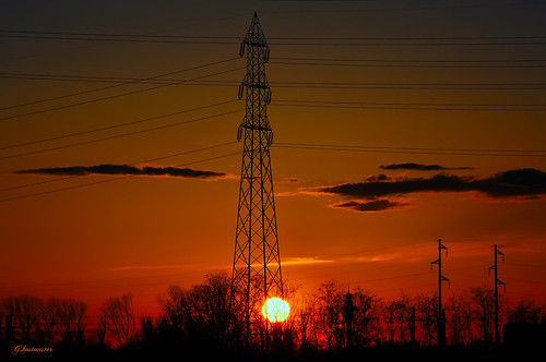 sunset sun milan clouds tramonto nuvole power milano pylon sole energia ghostbuster traliccio magicalbeauty gigi49