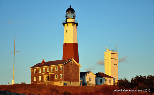 ocean blue sunset sea sky lighthouse newyork water digital us nikon dusk north montauk d90 montauklighthouse nikond90 aldorafaelaltamirano rafaelaltamirano aldoraltamirano