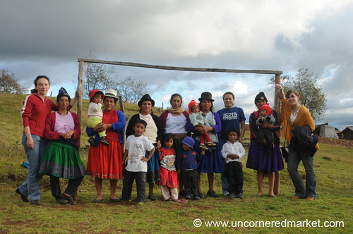 people football ecuador women soccer microcredit cuenca microfinance aes