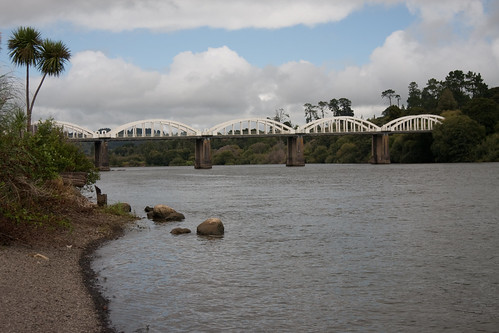 newzealand water river waikato waikatoriver tuakaubridge