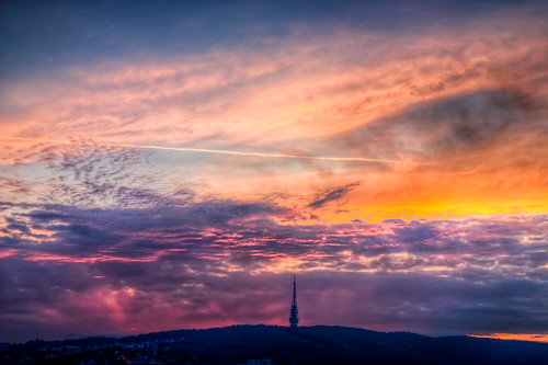 sunset tower colors canon sigma slovensko slovakia bratislava hdr topaz 18200mm photomatix kamzik 450d