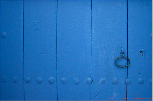 door blue spain eurotrip 2010 lr3b2