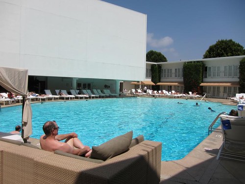 Beverly Hilton, pool IMG_1174
