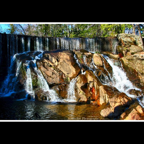 blue trees brown green nature water gold waterfall cool rocks stones scenic refreshing img1733 horseshoefallspequabuckconnecticut thecocacolacompanygroup