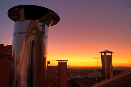 roof sunset sol atardecer galicia antena tejado ocaso hdr horizonte chimenea santacomba a3b flickrestrellas