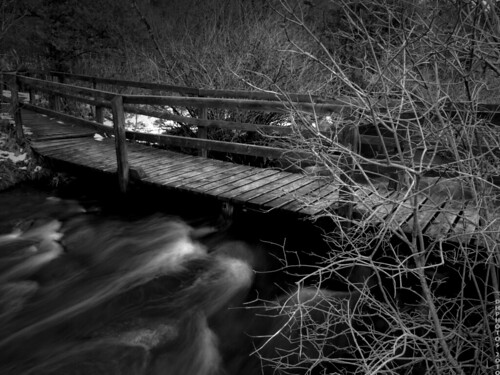 bridge winter cambridge ontario water creek flow stream trail blair brook flowing blackwhitephotos