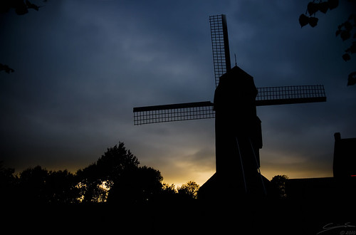 light sunset sky france mill windmill moulin vent sigma nord flanders flandres 1770mmf2845dcmacro boeschepe flickraward flickrtravelaward ondankmeulen