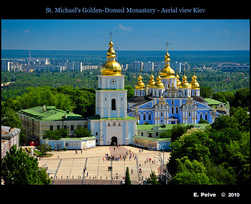 leica city church spring ukraine monastery orthodox kiev goldendome nikond700 varioelmar80200mmf4