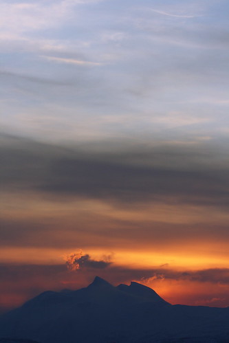mountain clouds sunrise bodø northernnorway sigma100300f4exdghsm børvasstindan perkarlsatind nodnorge