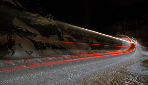 longexposure winter snow cars norway norge lighttrails sørlandet søgne vestagder mywinners nihtshot taillighttrails