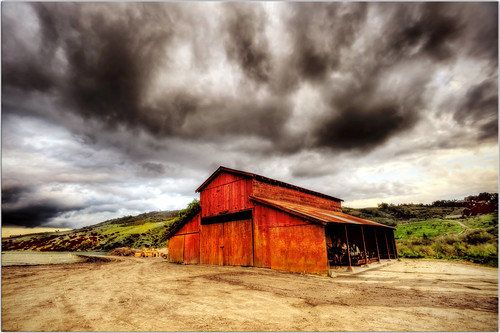 clouds barn nikon brooding camarillo hdr venturacounty stormclouds somis