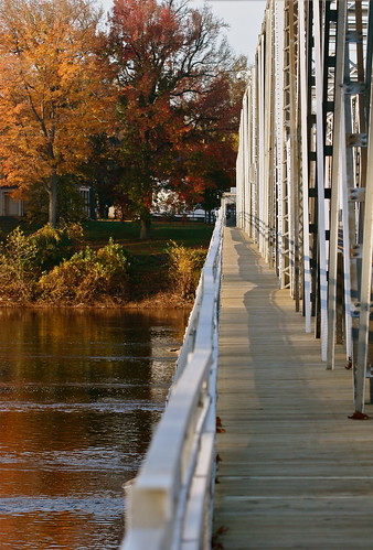 bridge autumn fall colors sunrise newjersey pennsylvania delawareriver taylorsville washingtoncrossingpark rudderow