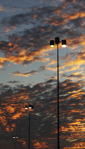 sunset ohio lights parkinglot cincinnati coleraintownship northgatemall mirrorless