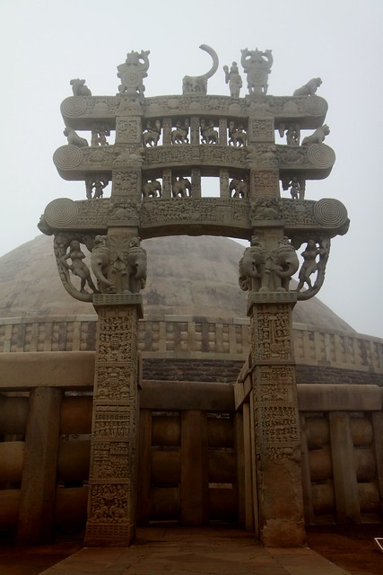 stupas of sanchi