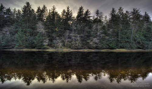 trees sunset red panorama water backlight forest reflections river geotagged islands shore hdr provincialpark alder grahamisland queencharlotte haidagwaii janusz leszczynski tlell naikoon geo:lat=53598083 geo:lon=131936402 012053