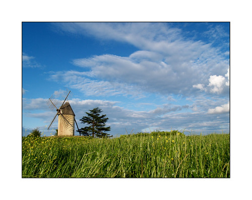 france rural moulin vent pierre bleu ciel agriculture paysage campagne patrimoine aquitaine lotetgaronne gibra gontauddenogaret