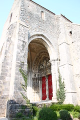 Eglise de Saint-Loup-de-Naud - Photo of Châteaubleau