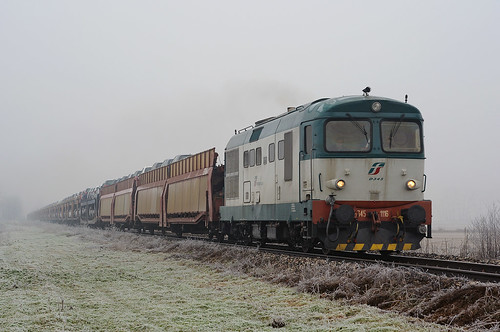 railroad railway trains bahn lombardia mau freighttrain ferrovia treni pavese d345 nikond90 guterzuge mrs50363 paviacodogno
