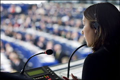An interpreter at work during the EU - South Korea free trade agreement