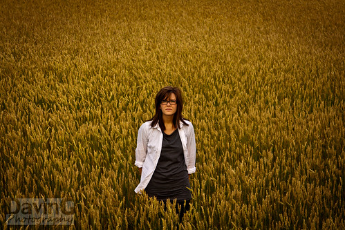 portrait field rural farm wheat lisa davin alberta tamron tamron2875mm eos450d gegolick daving canonrebelxsi davingphotography