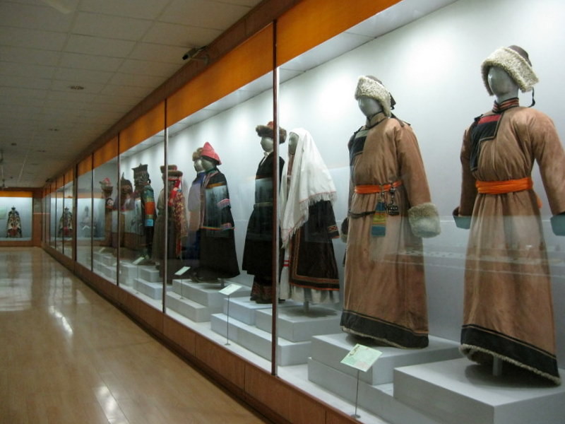 Costumes of the people of Mongolia